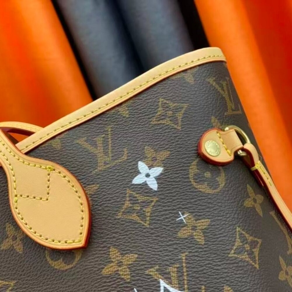<AUTHENTIC>Louis Vuitton bag - image 8